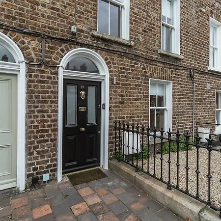 The Jack Butler Yeats Apartamento *